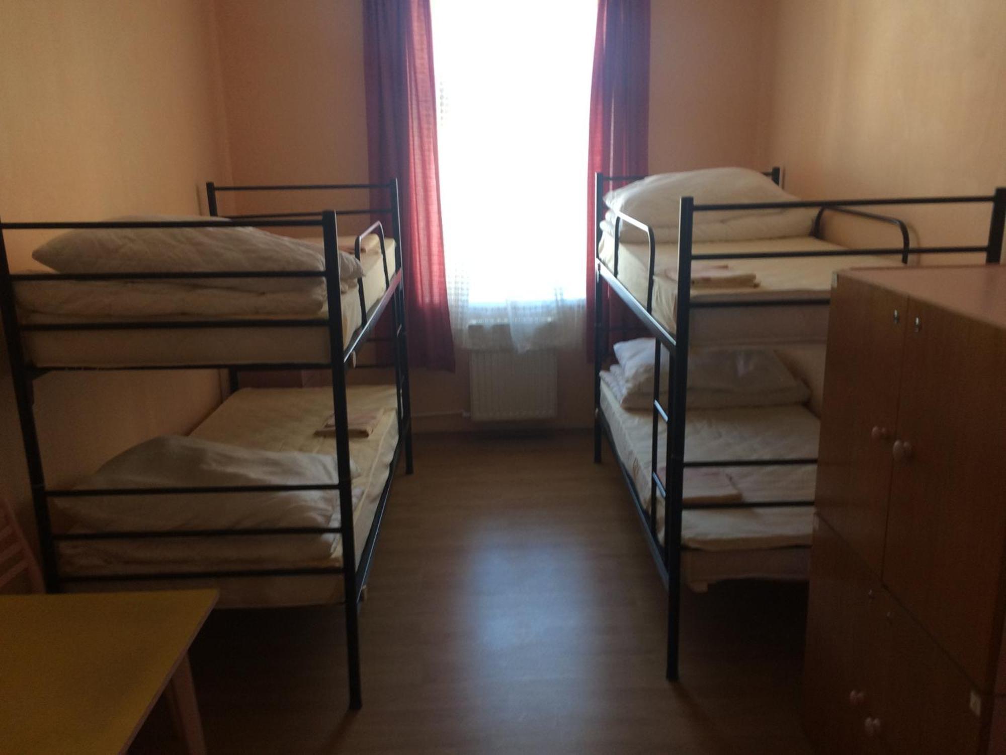 Hostel Dakura Praha Bagian luar foto