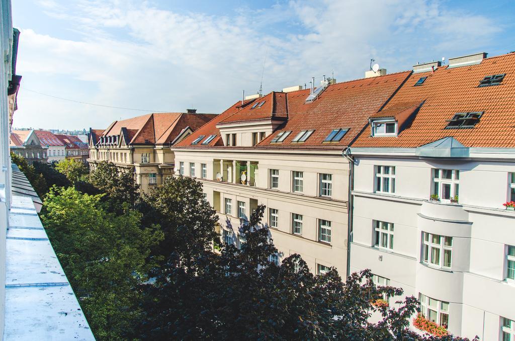 Hostel Dakura Praha Bagian luar foto